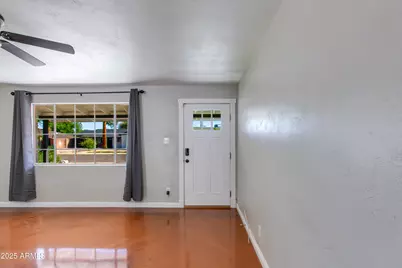 1812 S Shafer Drive, Tempe, AZ 85281 - Photo 4