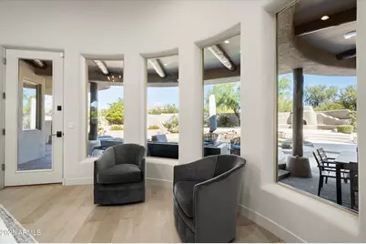 10918 E Sutherland Way, Scottsdale, AZ 85262 - Photo 8