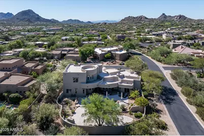 10918 E Sutherland Way, Scottsdale, AZ 85262 - Photo 2