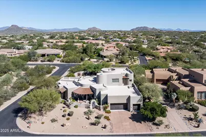 10918 E Sutherland Way, Scottsdale, AZ 85262 - Photo 1