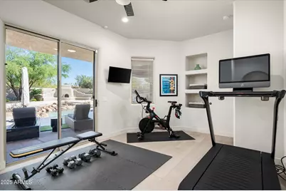 10918 E Sutherland Way, Scottsdale, AZ 85262 - Photo 24