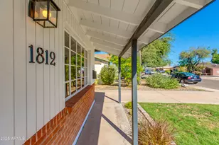 1812 S Shafer Dr, Tempe, AZ 85281 - Photo 4