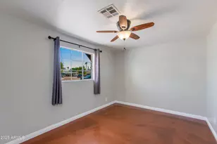 1812 S Shafer Dr, Tempe, AZ 85281 - Photo 24