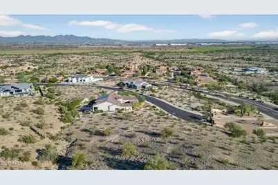 17803 W Estes Way #1, Goodyear, AZ 85338 - Photo 8