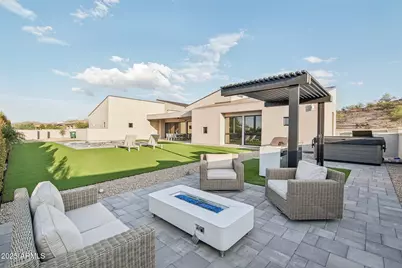 17934 W Estes Way, Goodyear, AZ 85338 - Photo 8