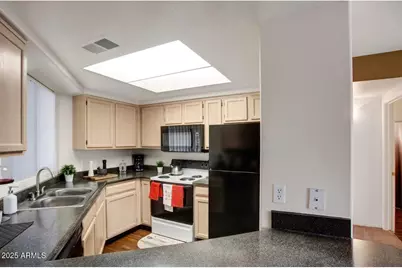 1550 E Thunderbird Road #A1, Phoenix, AZ 85022 - Photo 2