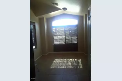 11351 W Chase Drive, Avondale, AZ 85323 - Photo 4