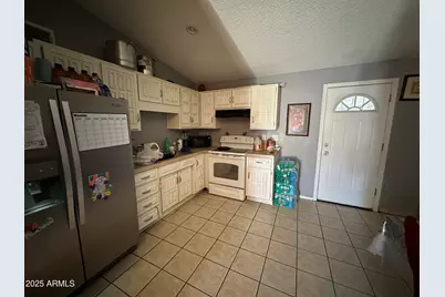1616 N 63rd Avenue #48, Phoenix, AZ 85035 - Photo 2