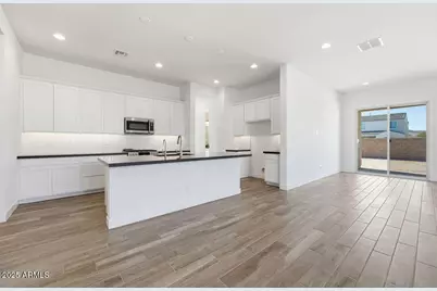 38104 N Hackberry Street, San Tan Valley, AZ 85140 - Photo 4