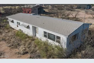 8702 E Clinton Lane, Hereford, AZ 85615 - Photo 2