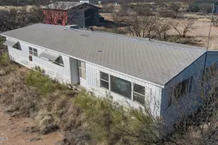 8702 E Clinton Ln, Hereford, AZ 85615 - Photo 2