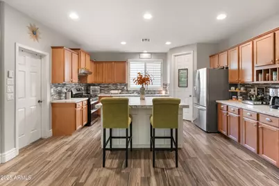 15294 W Old Oak Lane, Surprise, AZ 85379 - Photo 18