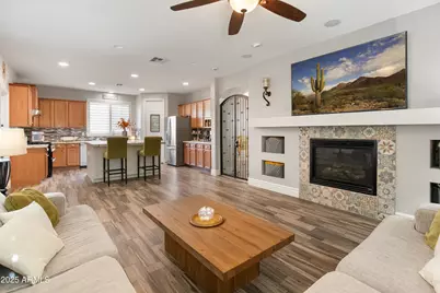 15294 W Old Oak Lane, Surprise, AZ 85379 - Photo 18