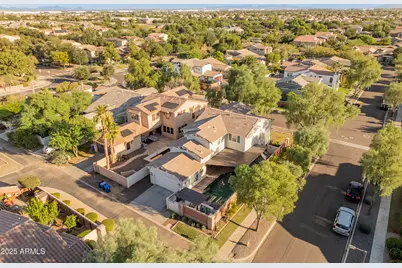 15294 W Old Oak Lane, Surprise, AZ 85379 - Photo 60