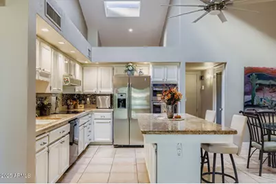 10437 E Cochise Avenue, Scottsdale, AZ 85258 - Photo 14
