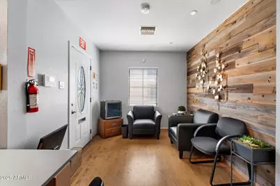 314 E Thomas Road, Phoenix, AZ 85012 - Photo 14