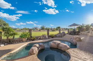 1437 E Glenhaven Dr, Phoenix, AZ 85048 - Photo 16