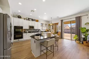 11917 W Villa Hermosa Ln, Sun City, AZ 85373 - Photo 12