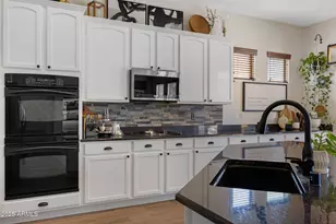 11917 W Villa Hermosa Ln, Sun City, AZ 85373 - Photo 14