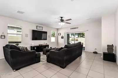 4811 S 103rd Drive, Tolleson, AZ 85353 - Photo 10