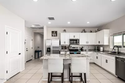 4811 S 103rd Drive, Tolleson, AZ 85353 - Photo 4