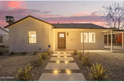 9042 N 3rd Avenue, Phoenix, AZ 85021 - Photo 1