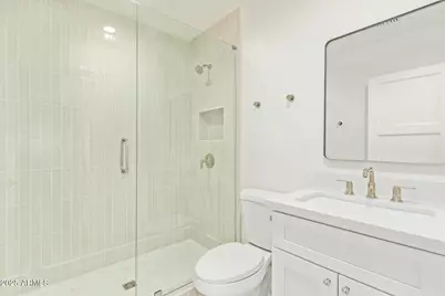 9042 N 3rd Avenue, Phoenix, AZ 85021 - Photo 36