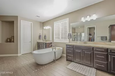 617 W Cantebria Drive, Gilbert, AZ 85233 - Photo 54