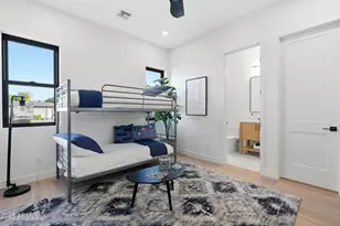 4234 N 42nd Pl, Phoenix, AZ 85018 - Photo 40