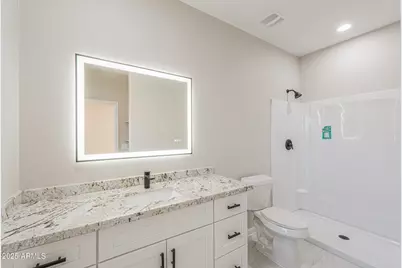 229 E Cedar Avenue, Casa Grande, AZ 85122 - Photo 6