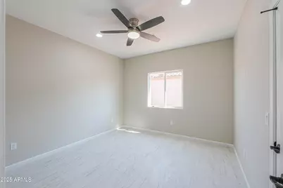 229 E Cedar Avenue, Casa Grande, AZ 85122 - Photo 18