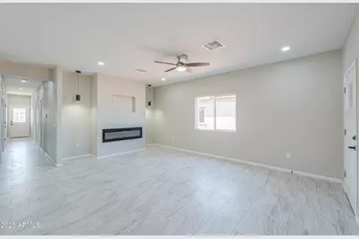 233 E Cedar Avenue, Casa Grande, AZ 85122 - Photo 4