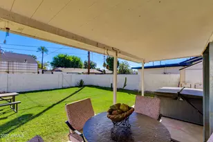 3313 N 43rd Pl, Phoenix, AZ 85018 - Photo 14