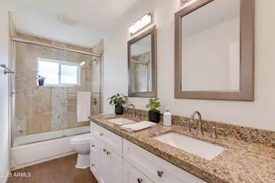 3313 N 43rd Place, Phoenix, AZ 85018 - Photo 10