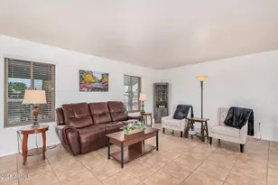 15406 N Bowling Green Dr, Sun City, AZ 85351 - Photo 4