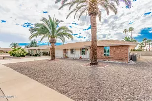 15406 N Bowling Green Dr, Sun City, AZ 85351 - Photo 2