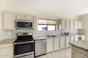 9025 S 6th St, Phoenix, AZ 85042 - Photo 20