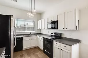 15558 N 136th Ln, Surprise, AZ 85374 - Photo 6