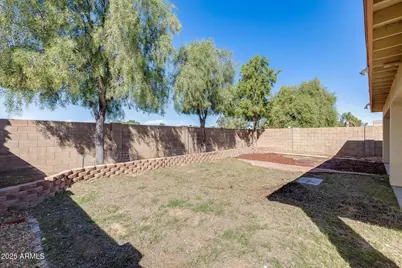 15558 N 136th Lane, Surprise, AZ 85374 - Photo 18