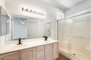 15558 N 136th Ln, Surprise, AZ 85374 - Photo 12