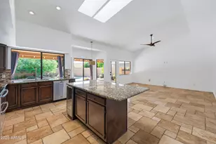 5903 E Paradise Ln, Scottsdale, AZ 85254 - Photo 8