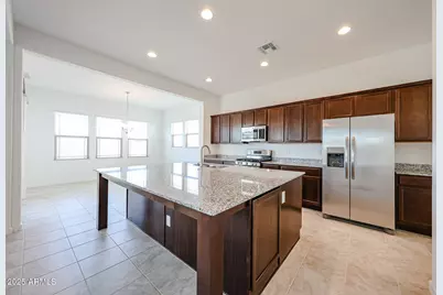 25110 N 75th Lane, Peoria, AZ 85383 - Photo 4