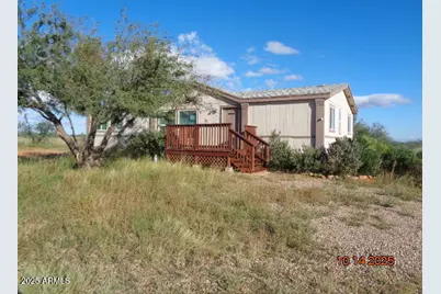 8643 E Wintergreen Lane, Hereford, AZ 85615 - Photo 1
