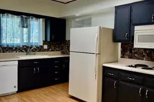 10236 W Pinehurst Dr, Sun City, AZ 85351 - Photo 4