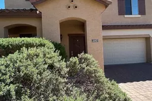 2057 S Starling Dr, Gilbert, AZ 85295 - Photo 1