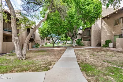 5525 E Thomas Road #C4, Phoenix, AZ 85018 - Photo 6