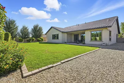 2480 E Haymore Street, Gilbert, AZ 85298 - Photo 10