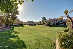 1633 E Lakeside Dr, Gilbert, AZ 85234 - Photo 26