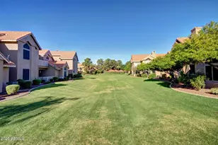 1633 E Lakeside Dr, Gilbert, AZ 85234 - Photo 34