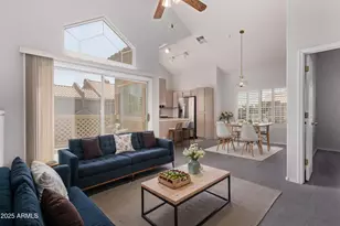 1633 E Lakeside Dr, Gilbert, AZ 85234 - Photo 2